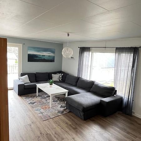 Appartement Hus Sentralt I Lofoten à Leknes Extérieur photo